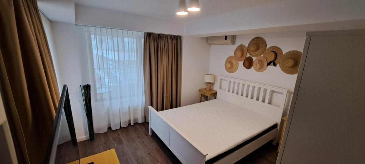 C&Y Zev Apartments Мамая Екстер'єр фото